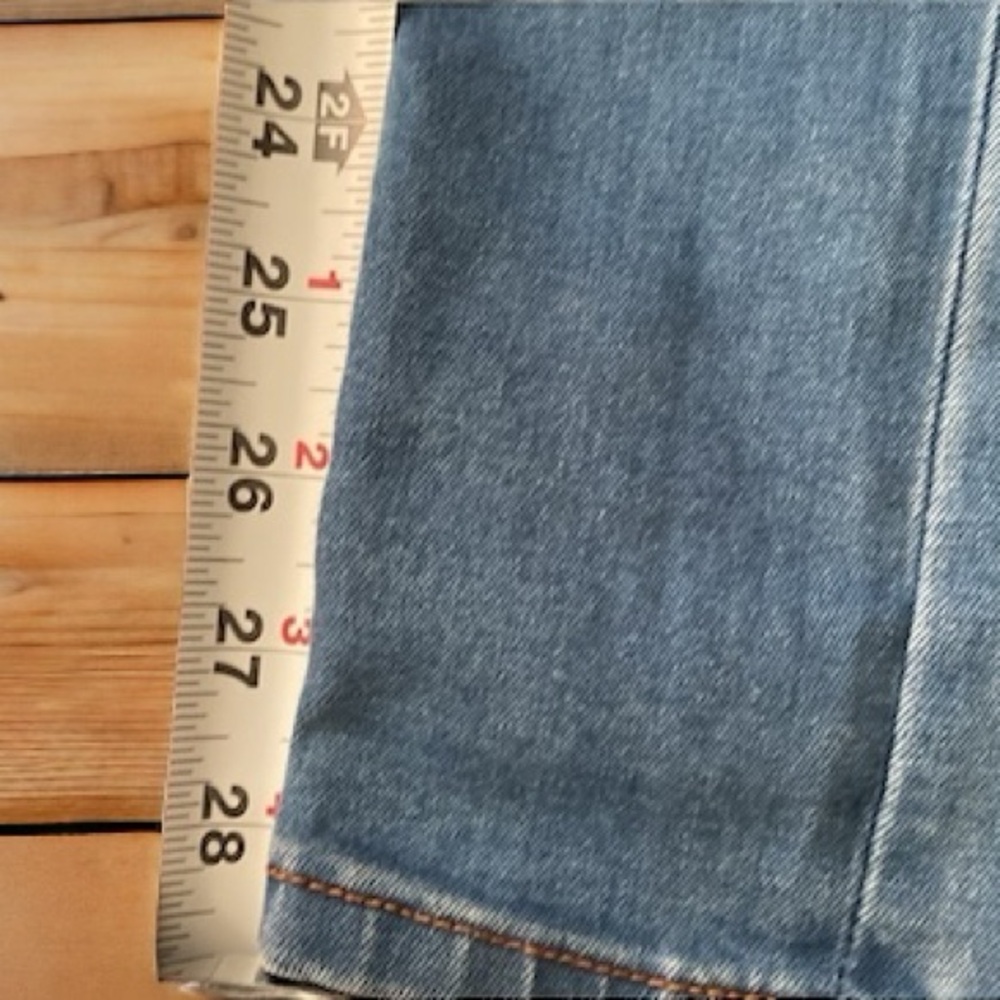 Euc- Distressed, Patchwork Jeans In Pristine Cond… - image 6